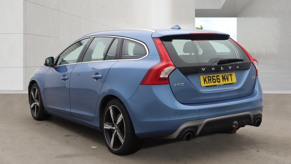 Used Volvo V60 2016 for sale - 78213546: Photo 2