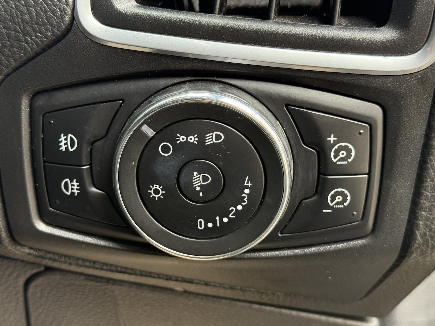 Used Ford Focus 2012 for sale - 77721266: Photo 19