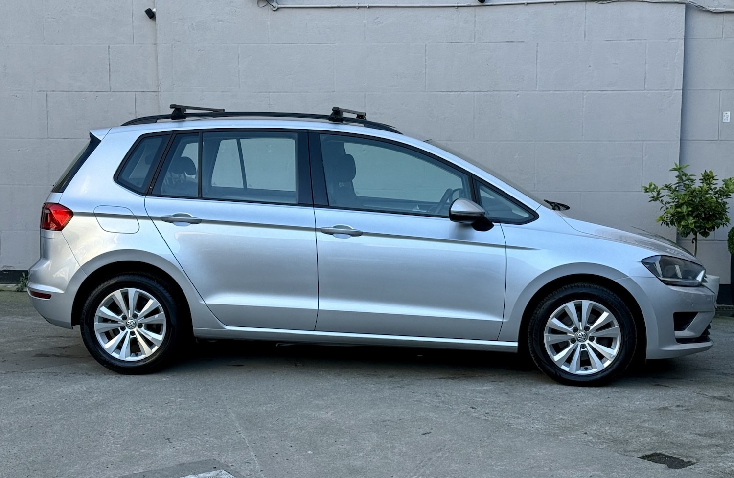 Used Volkswagen Golf SV 2015 for sale - 76911060: Photo 5