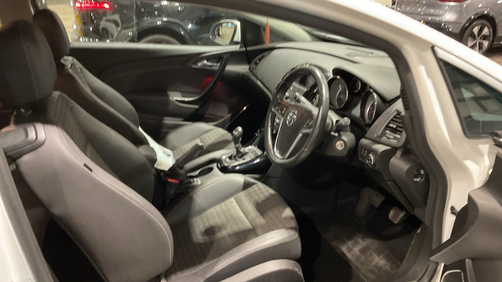 Used Vauxhall Astra GTC 2017 for sale - 77891548: Photo 7