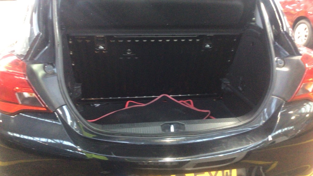 Used Vauxhall Corsa 2016 for sale - 77981817: Photo 3