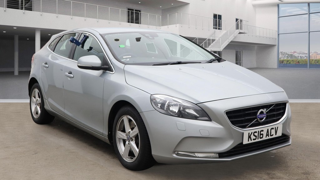 Used Volvo V40 2016 for sale - 76455502: Photo 1
