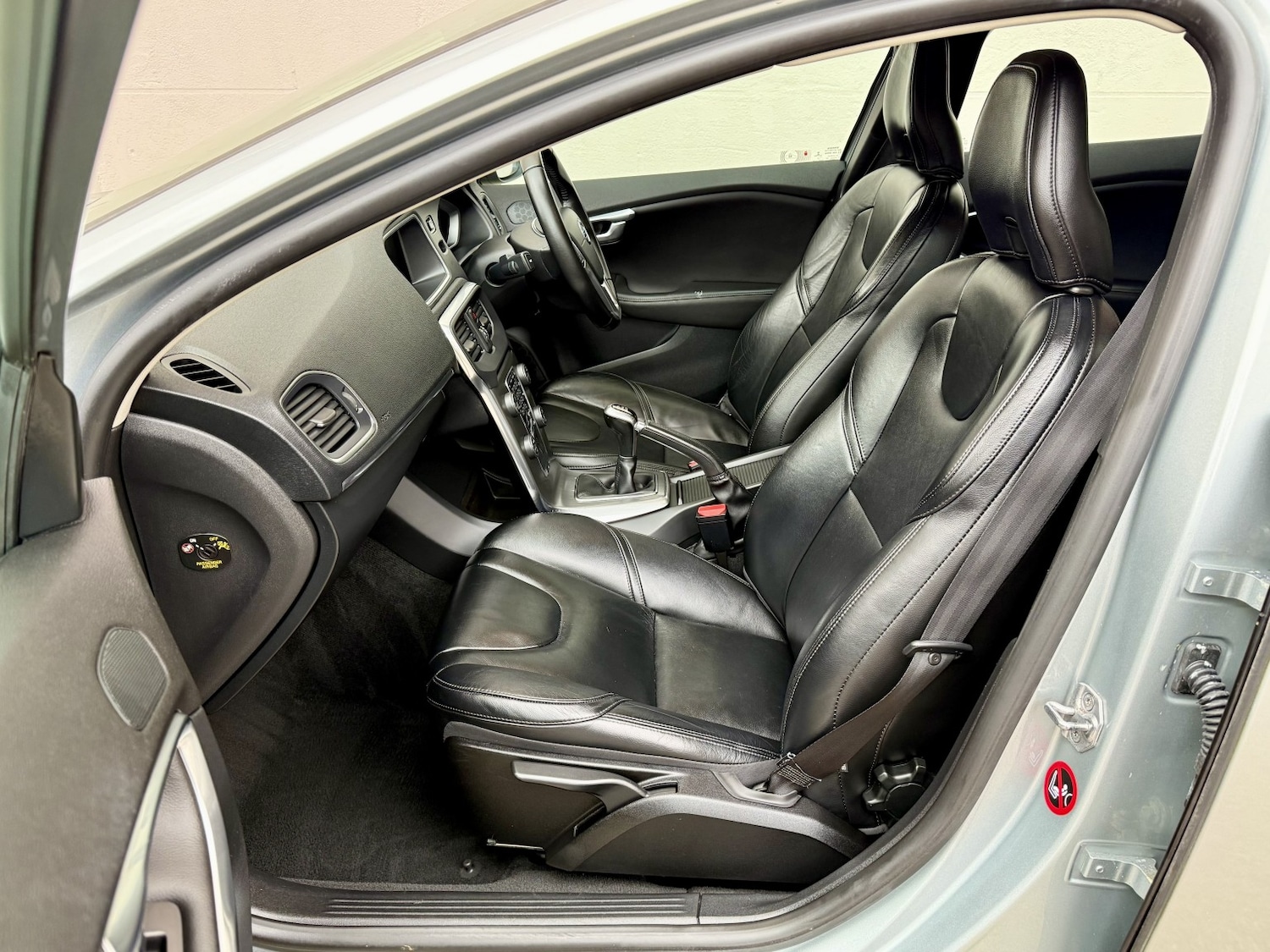 Used Volvo V40 2016 for sale - 76455502: Photo 17