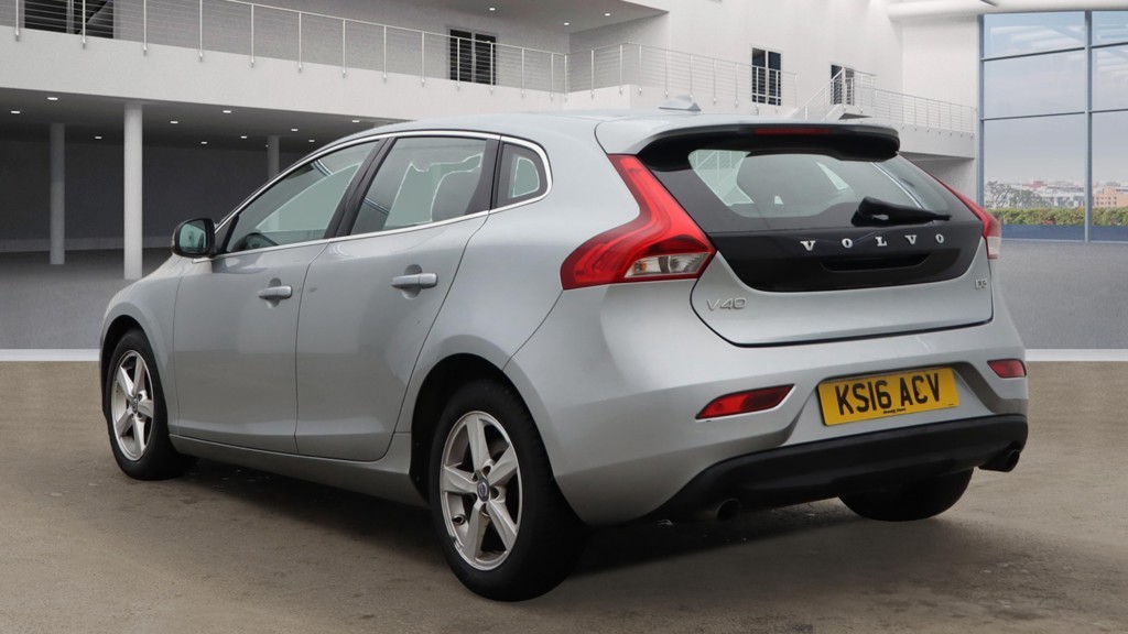 Used Volvo V40 2016 for sale - 76455502: Photo 3