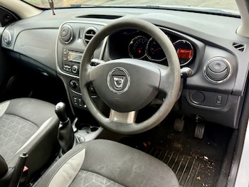 Used Dacia Sandero Stepway 2016 for sale - 76670780: Photo