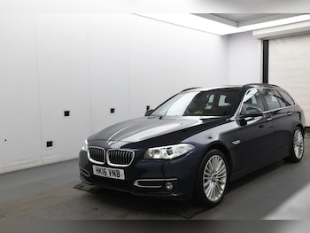 Used BMW 5 Series 2016 for sale - 77584637: Photo