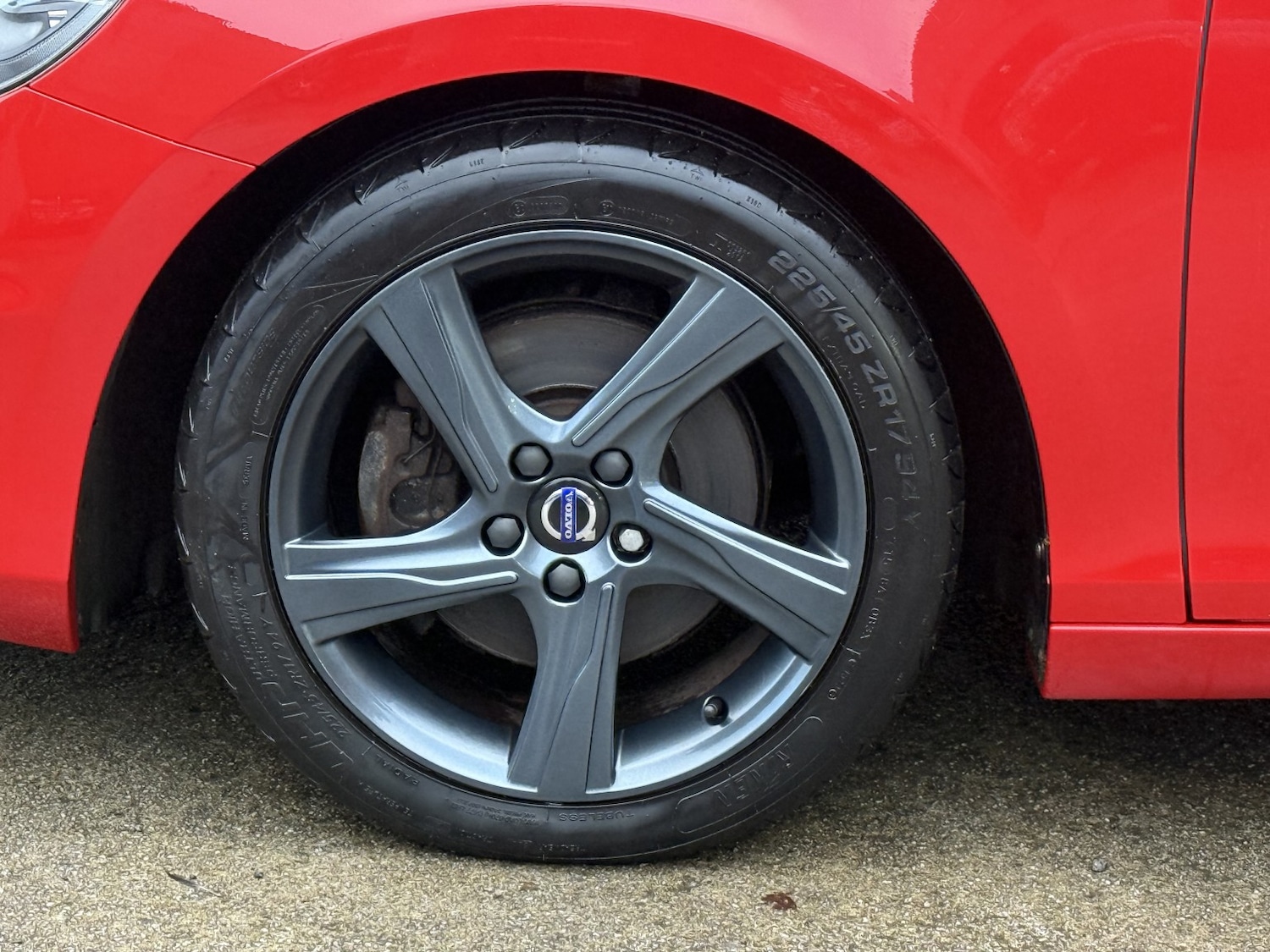 Used Volvo V40 2016 for sale - 76758852: Photo 16