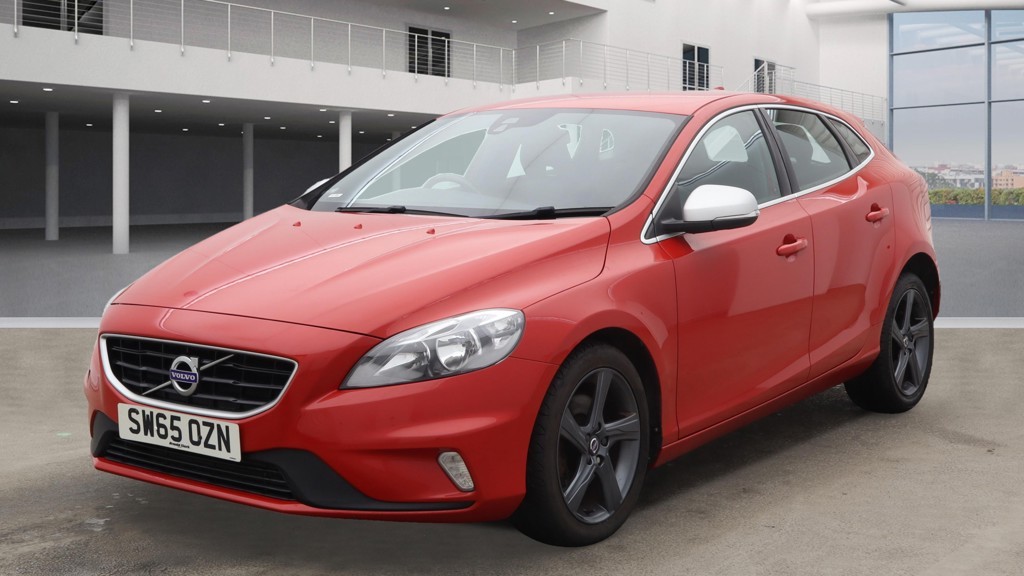 Used Volvo V40 2016 for sale - 76758852: Photo 2