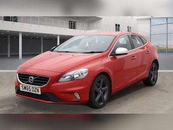 Used Volvo V40 2016 for sale - 76758852: Photo