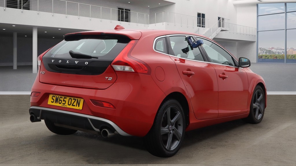Used Volvo V40 2016 for sale - 76758852: Photo 4