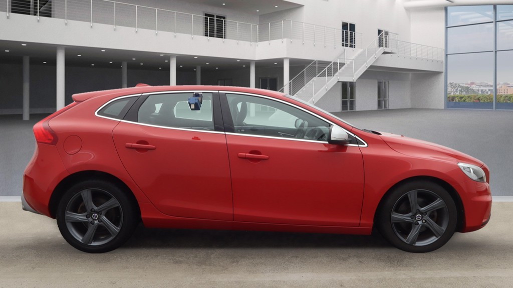 Used Volvo V40 2016 for sale - 76758852: Photo 5