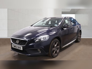 Used Volvo V40 Cross Country 2016 for sale - 78213533: Photo