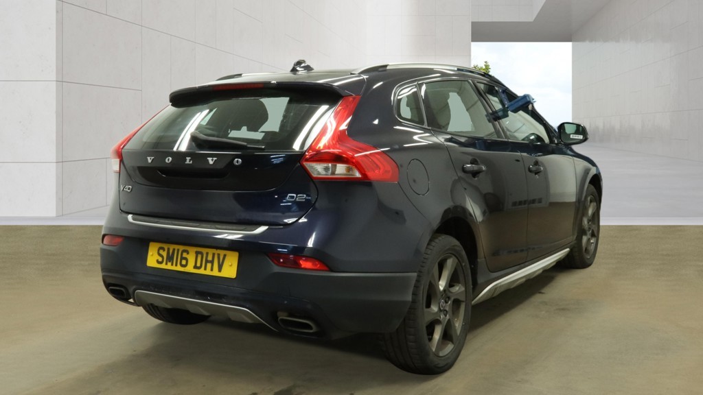 Used Volvo V40 2016 for sale - 78213533: Photo 3