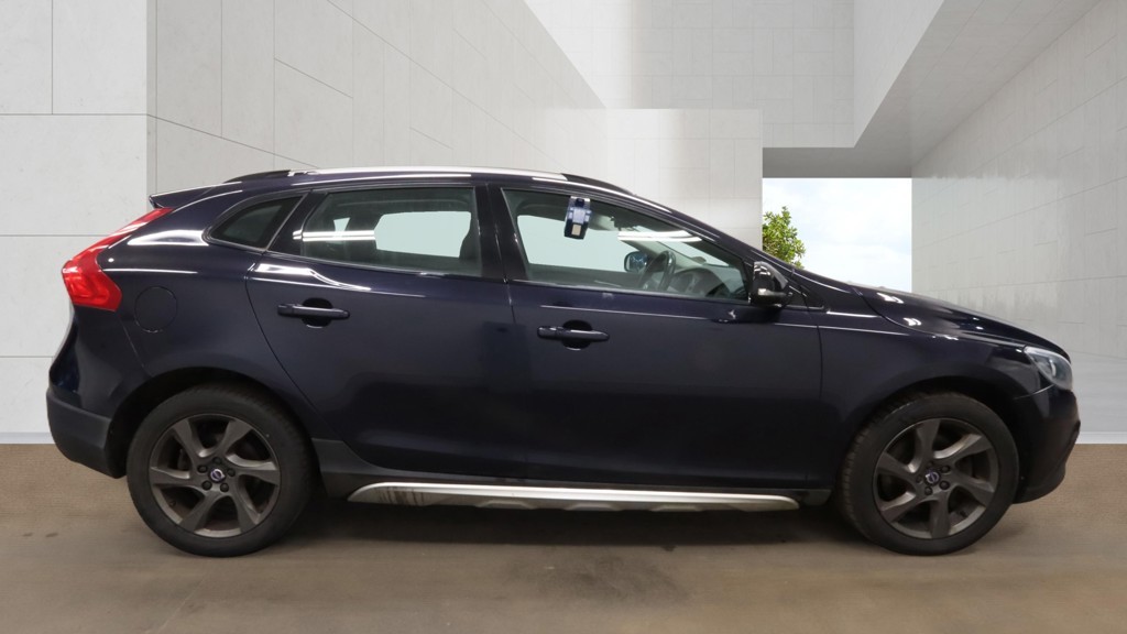 Used Volvo V40 2016 for sale - 78213533: Photo 4