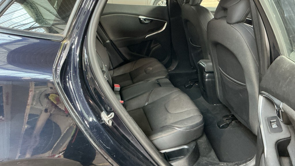 Used Volvo V40 2016 for sale - 78213533: Photo 7