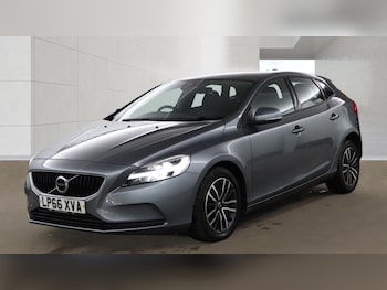 Used Volvo V40 2017 for sale - 78387610: Photo