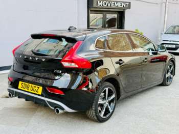 Used Volvo V40 2018 for sale - 75338027: Photo