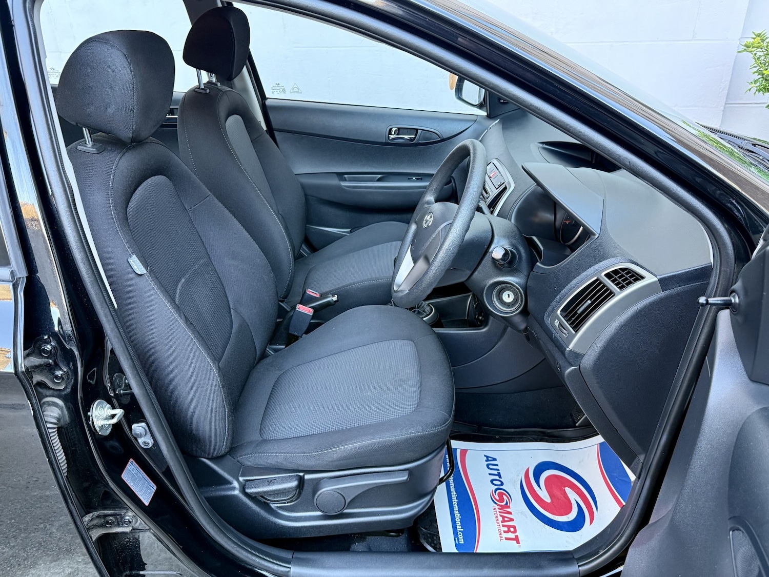 Used Hyundai i20 2015 for sale - 76268542: Photo 12