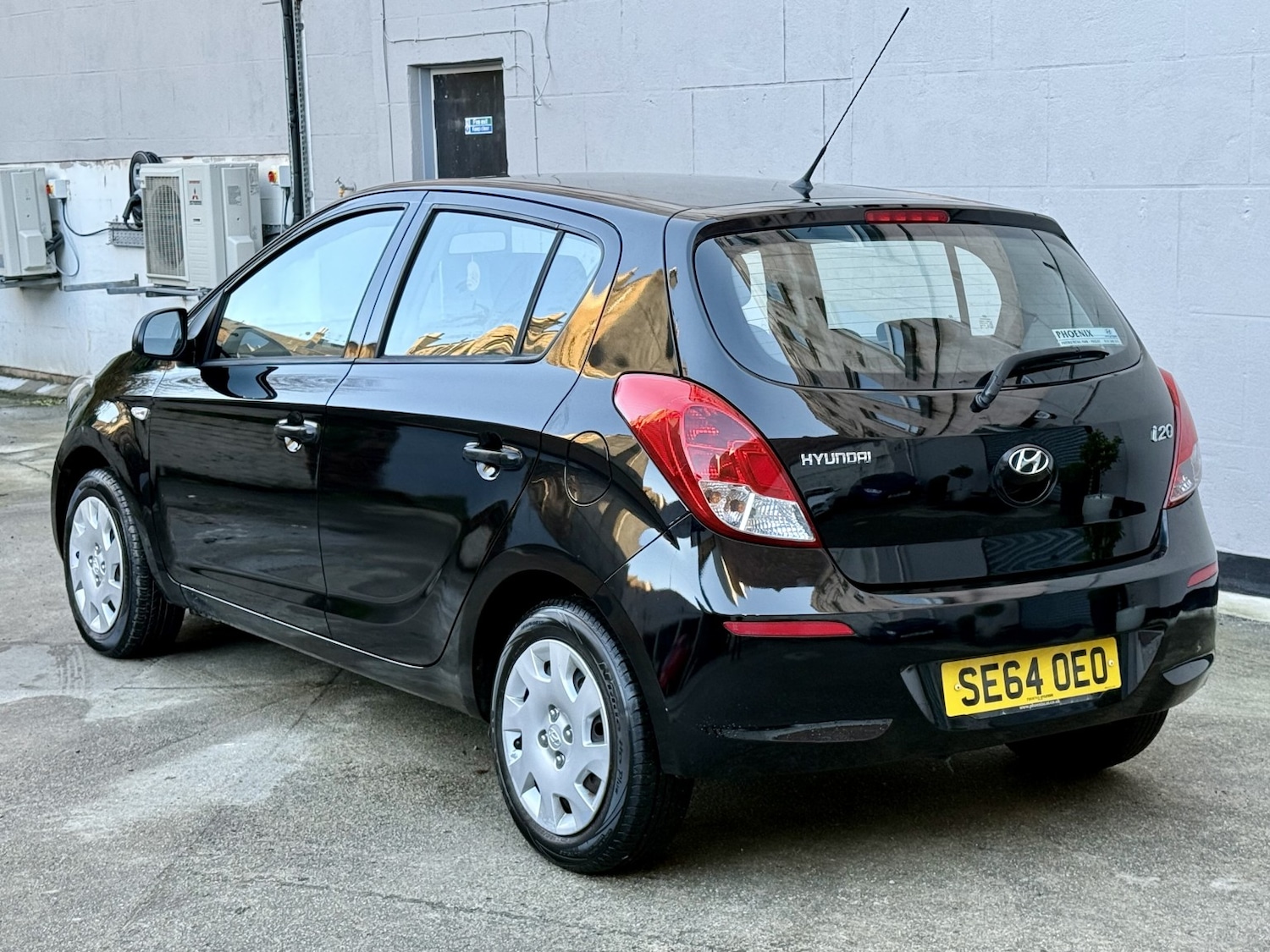 Used Hyundai i20 2015 for sale - 76268542: Photo 3