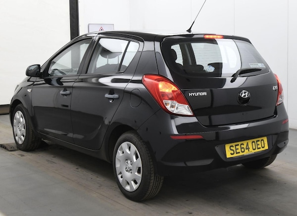 Used Hyundai i20 2015 for sale - 76268542: Photo 3