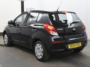Used Hyundai i20 2015 for sale - 76268542: Photo 3