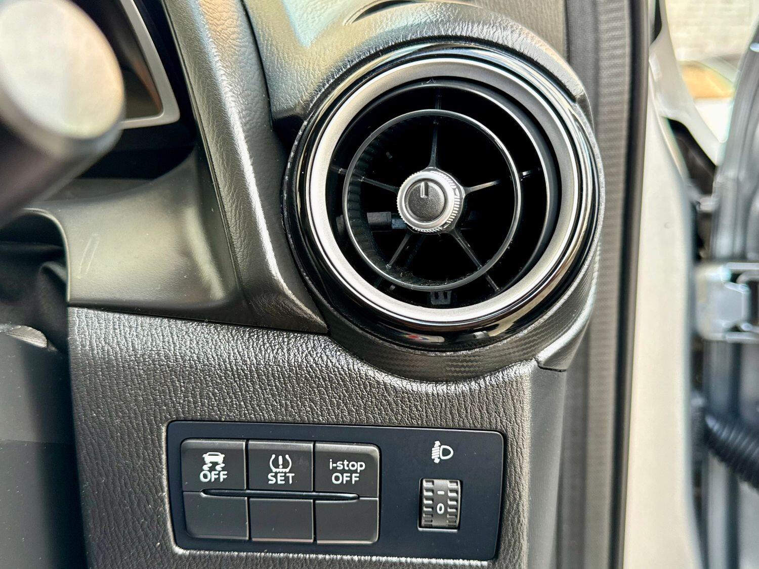 Used Mazda Mazda2 2015 for sale - 76793126: Photo 21