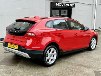 Used Volvo V40 Cross Country 2015 for sale - 76329781: Photo 4