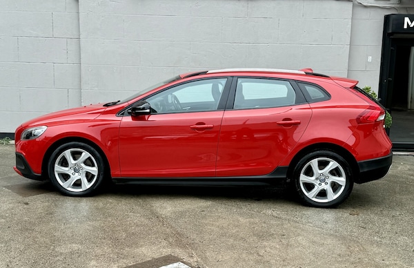 Used Volvo V40 Cross Country 2015 for sale - 76329781: Photo 5