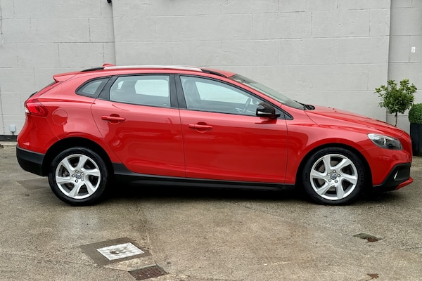 Used Volvo V40 Cross Country 2015 for sale - 76329781: Photo 6