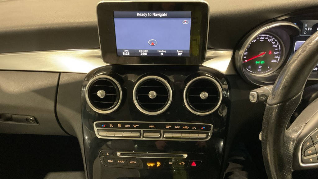 Used Mercedes-Benz C Class 2017 for sale - 77632482: Photo 10