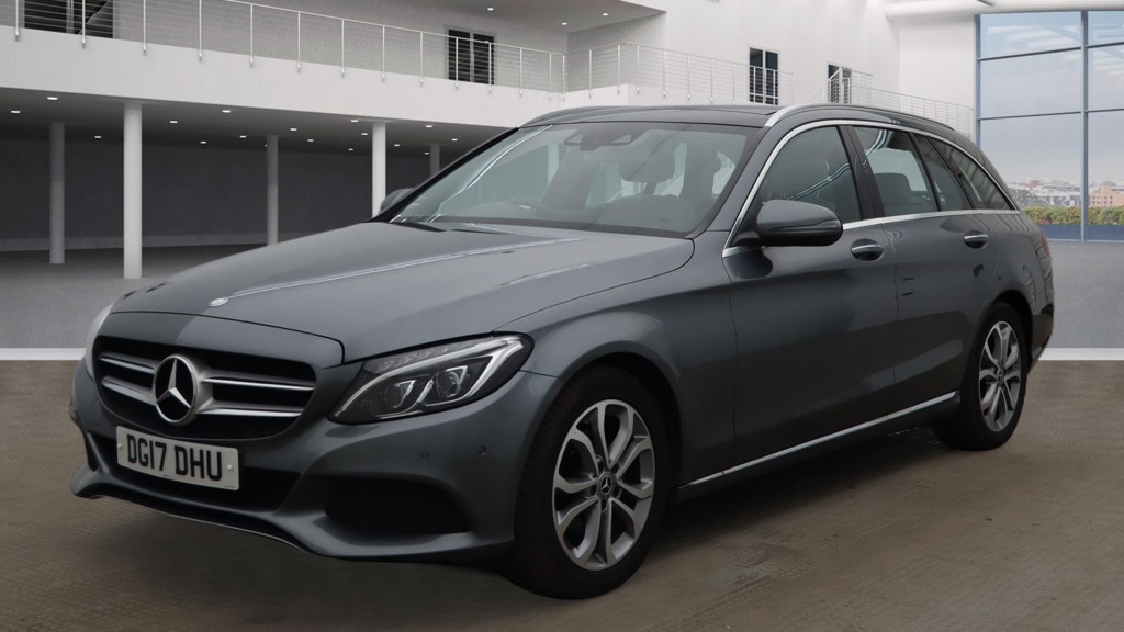 Used Mercedes-Benz C Class 2017 for sale - 77632482: Photo 2