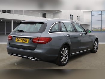 Used Mercedes-Benz C Class 2017 for sale - 77632482: Photo