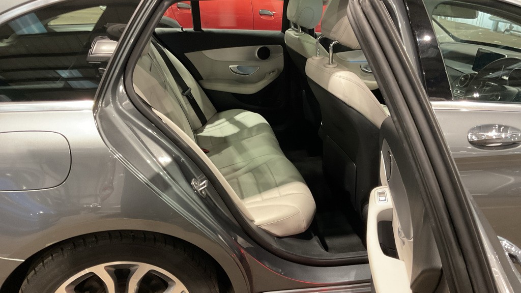 Used Mercedes-Benz C Class 2017 for sale - 77632482: Photo 8