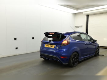 Used Ford Fiesta 2015 for sale - 75740421: Photo