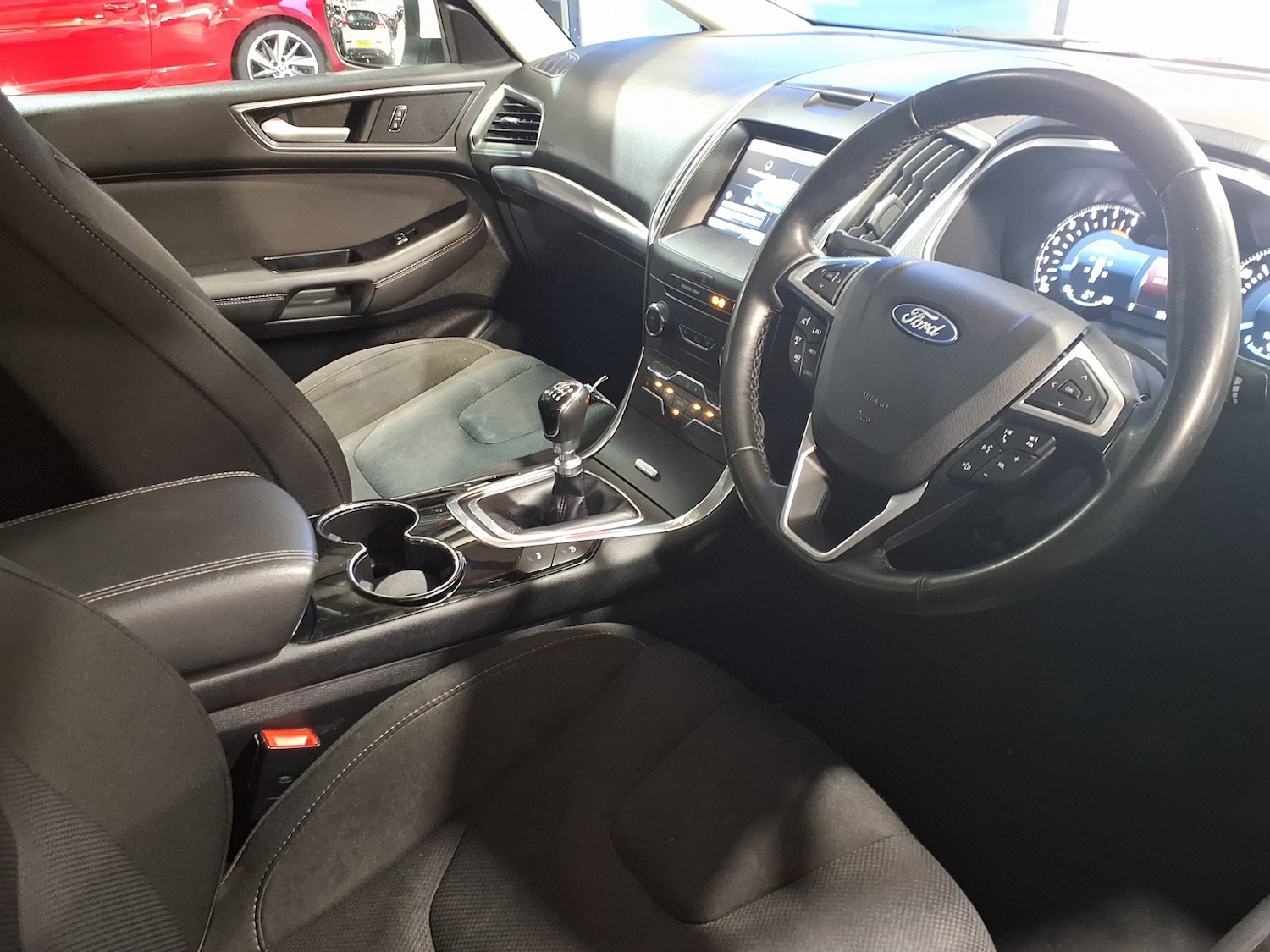 Used Ford S-Max 2016 for sale - 77289133: Photo 3
