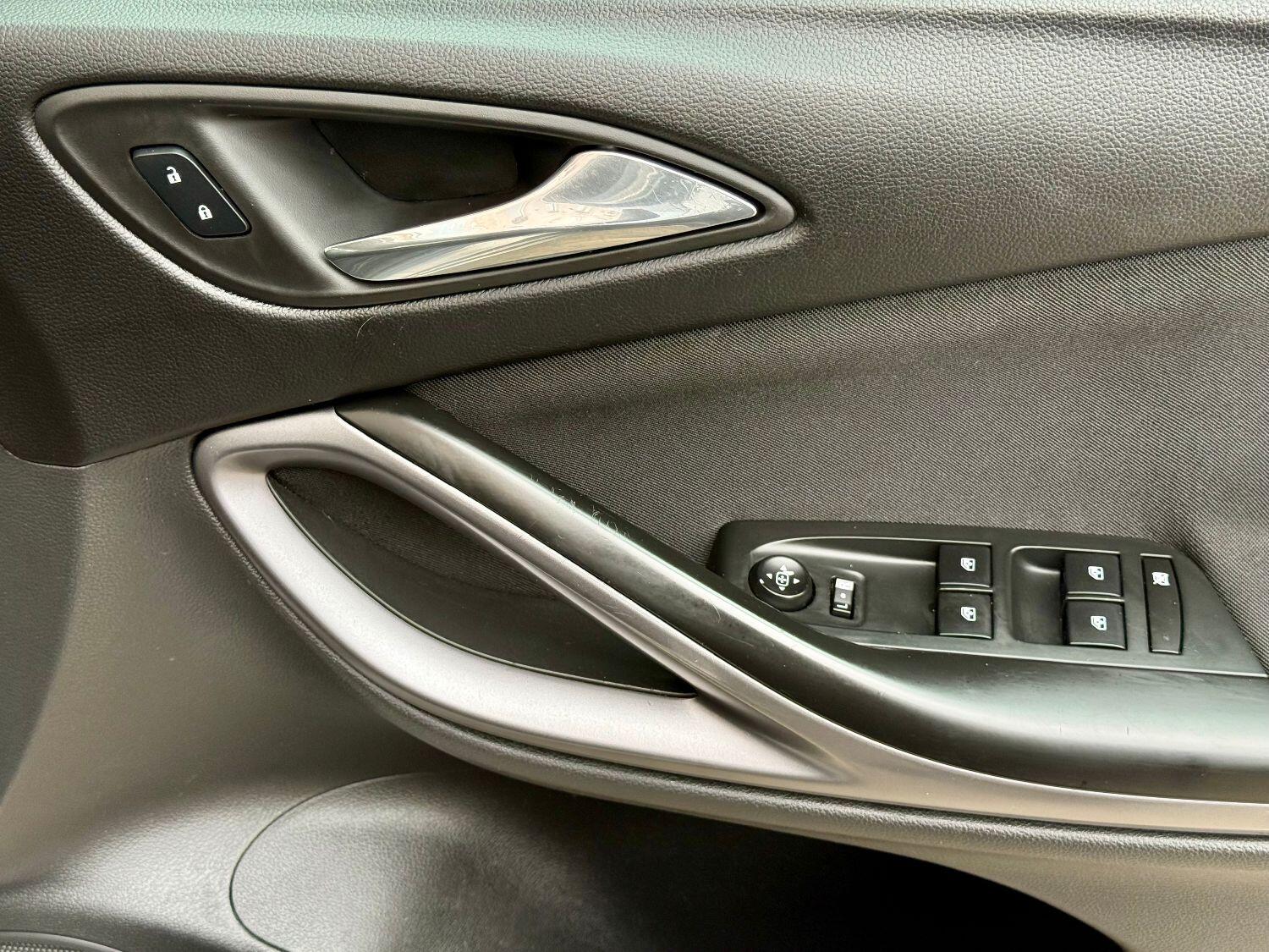 Used Vauxhall Astra 2016 for sale - 75999898: Photo 27