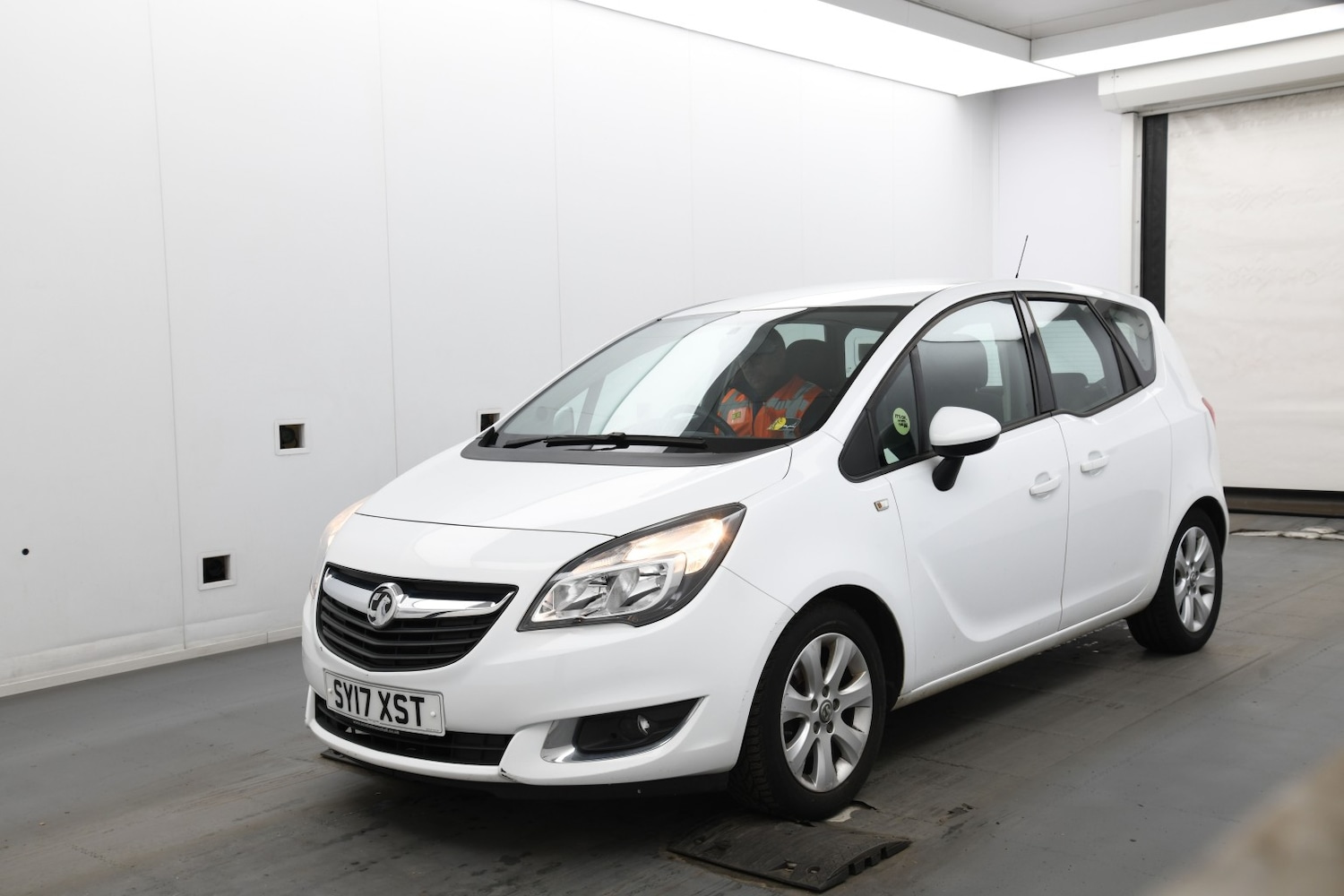 Used Vauxhall Meriva 2017 for sale - 76821562: Photo 1