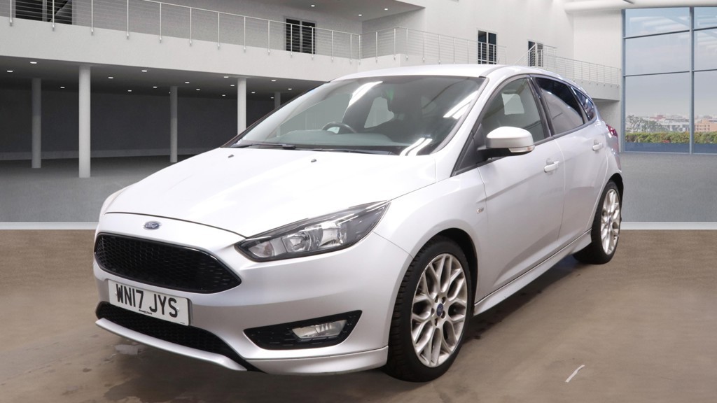 Used Ford Focus 2017 for sale - 77766458: Photo 2