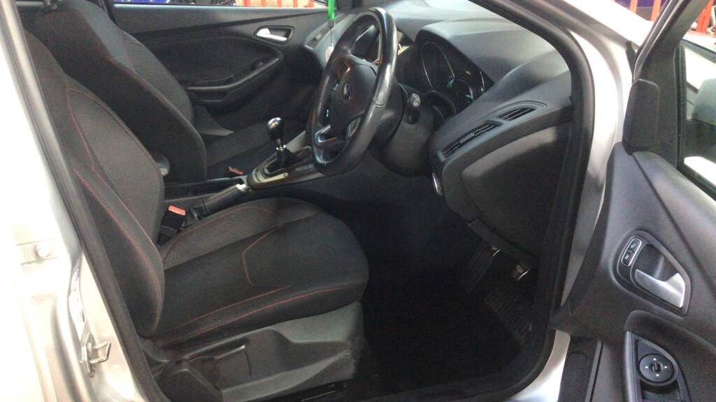 Used Ford Focus 2017 for sale - 77766458: Photo 6