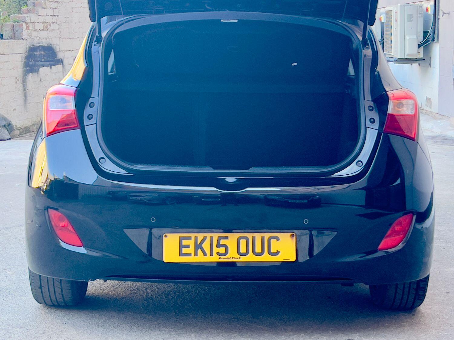 Used Hyundai i30 2015 for sale - 76769235: Photo 10