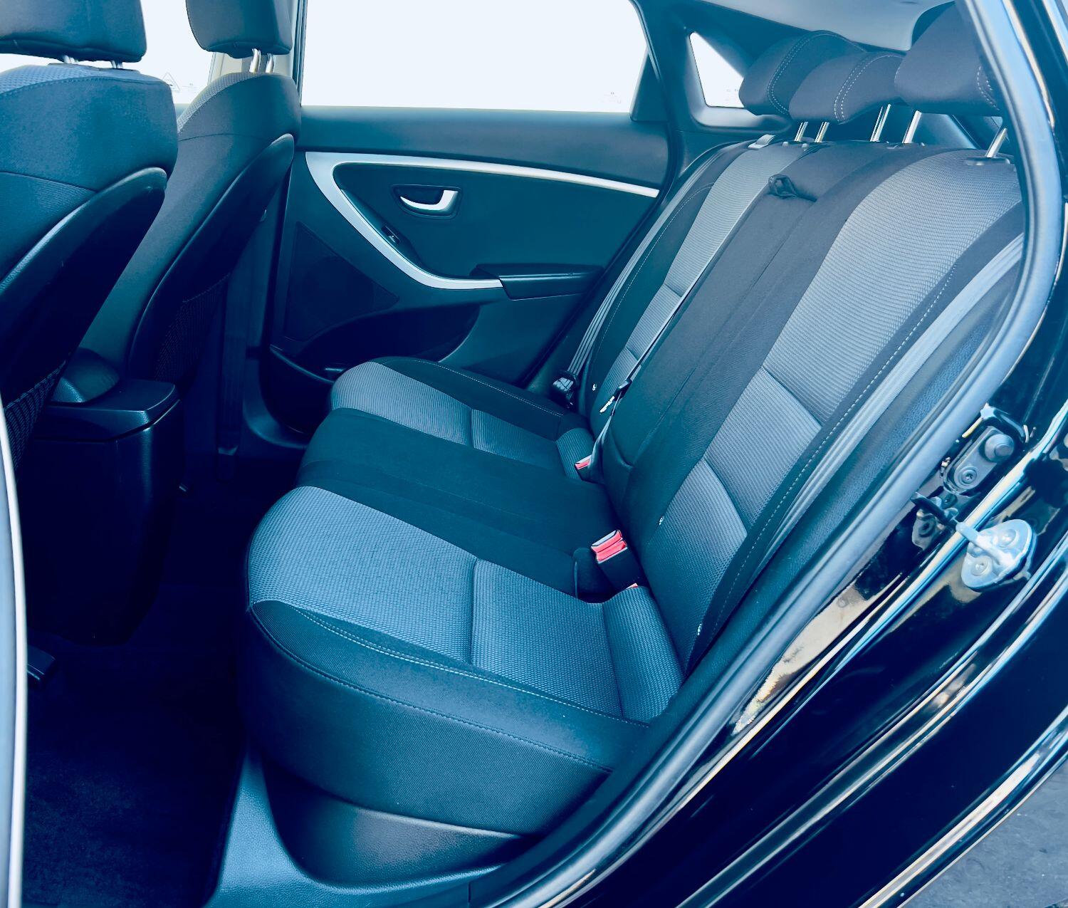 Used Hyundai i30 2015 for sale - 76769235: Photo 12