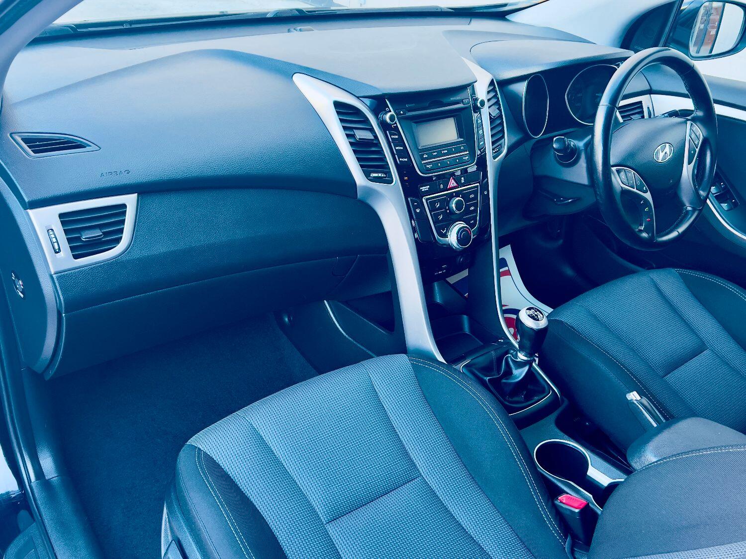 Used Hyundai i30 2015 for sale - 76769235: Photo 16