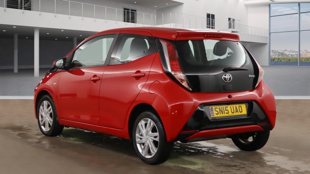Used Toyota AYGO 2015 for sale - 77632442: Photo 3