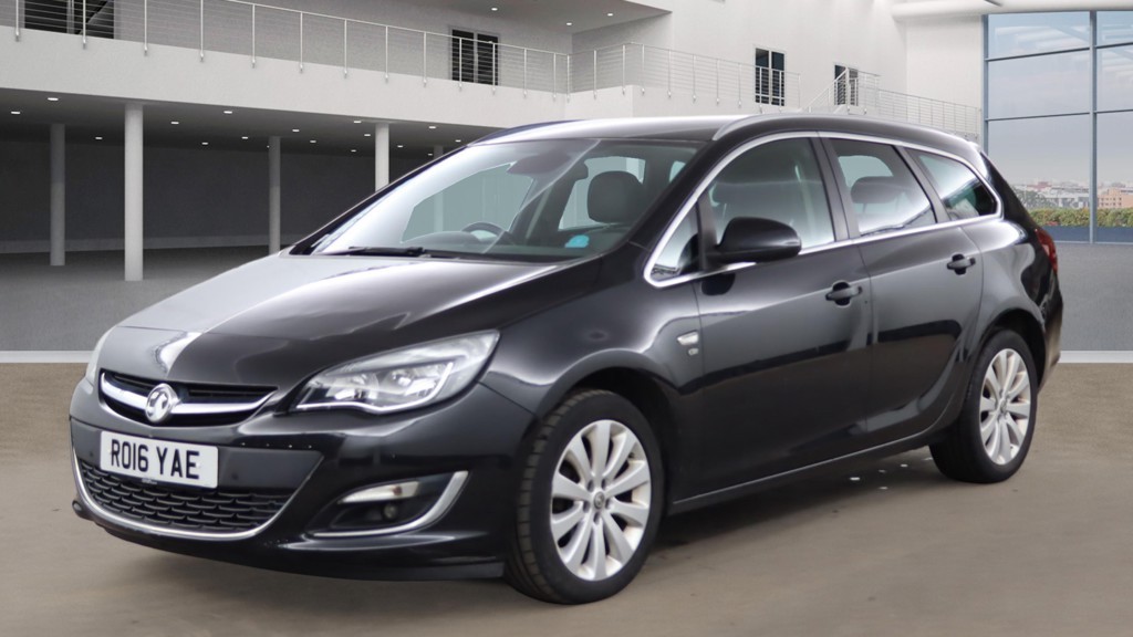 Used Vauxhall Astra 2016 for sale - 77636950: Photo 2