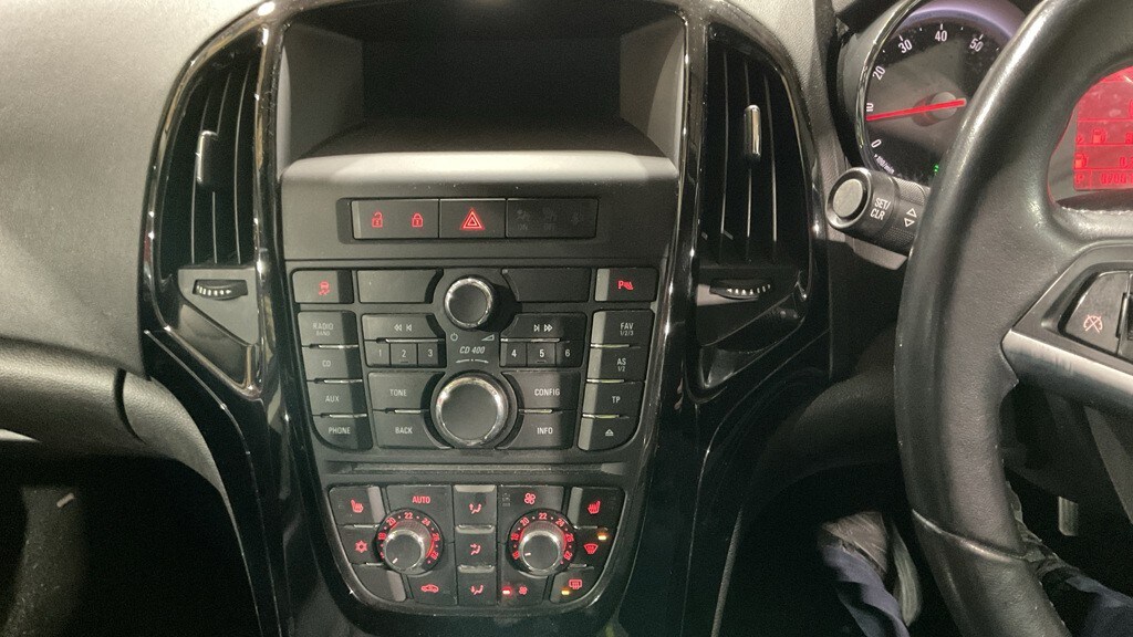 Used Vauxhall Astra 2016 for sale - 77636950: Photo 7