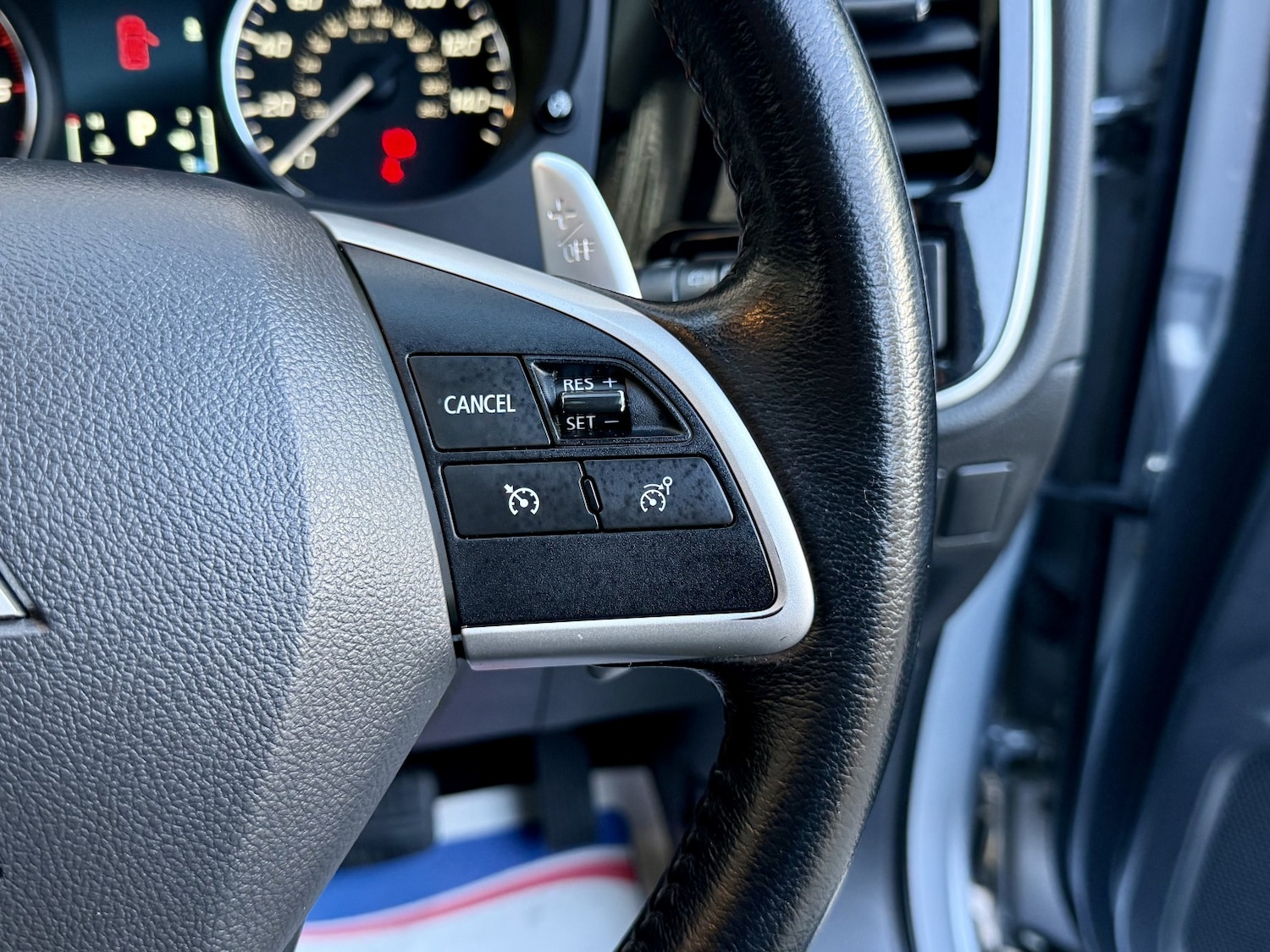 Used Mitsubishi Outlander 2013 for sale - 76439850: Photo 36