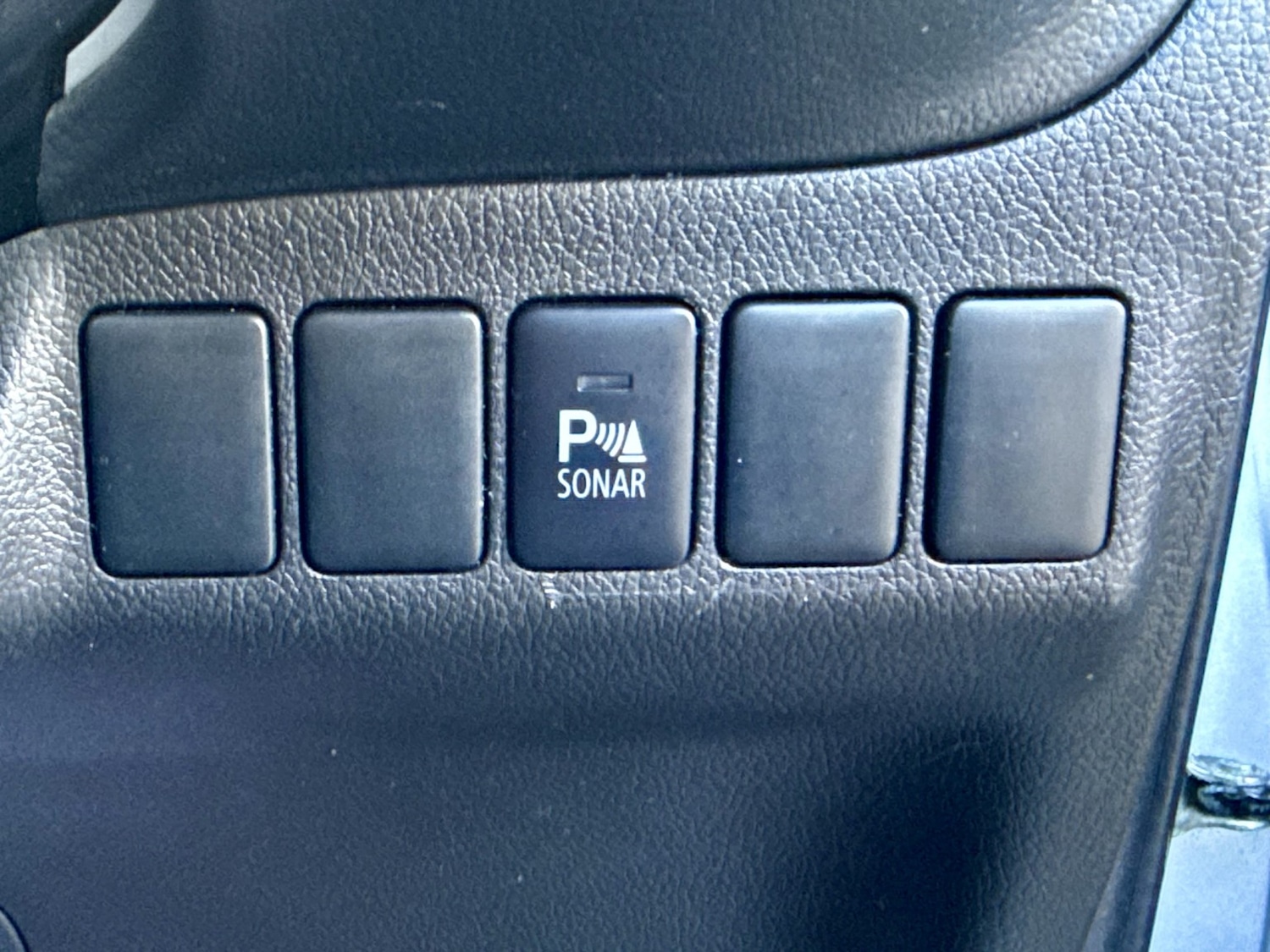 Used Mitsubishi Outlander 2013 for sale - 76439850: Photo 38