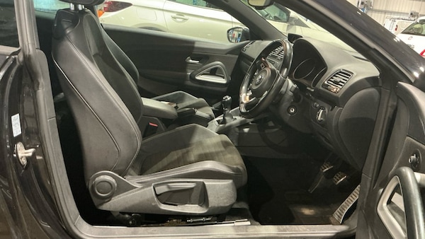 Used Volkswagen Scirocco 2015 for sale - 76268515: Photo 7