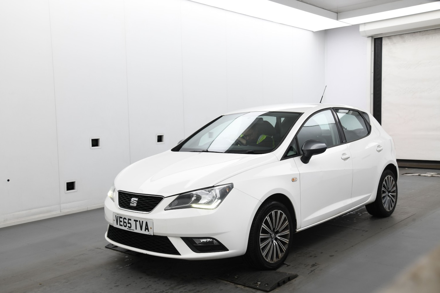Used SEAT Ibiza 2015 for sale - 76376943: Photo 2
