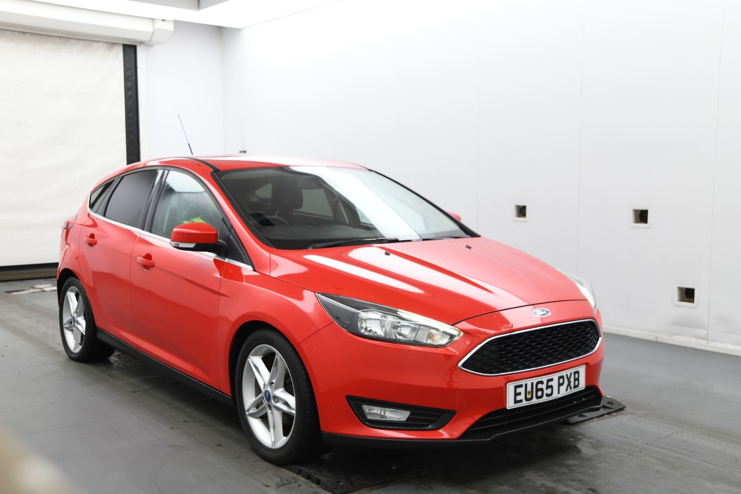 Used Ford Focus 2015 for sale - 76643486: Photo 1